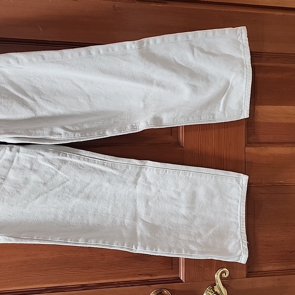 Like new white DAZY jeans size s - Picture 2 of 6